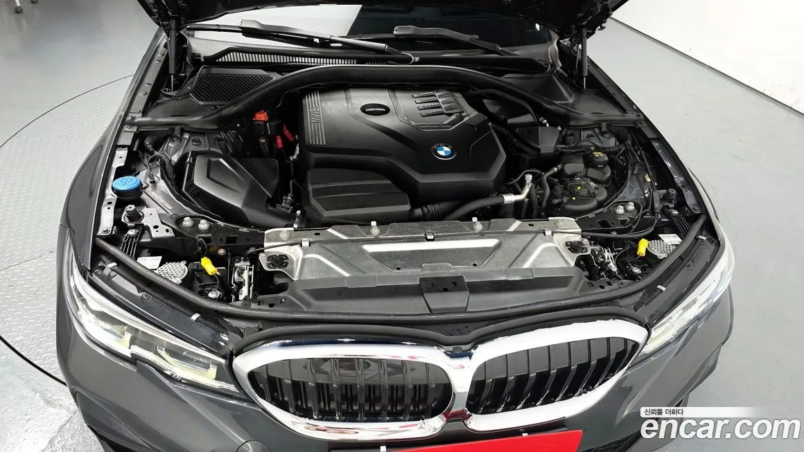BMW 3-Series 2022 из KR, фото 6