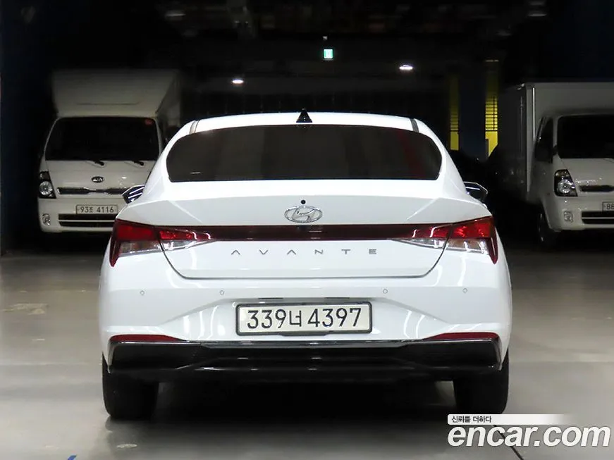 Hyundai AVANTE 2021 из KR, фото 3