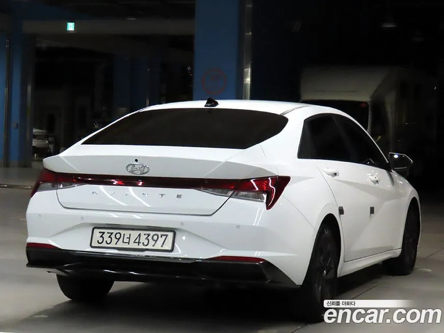 Hyundai AVANTE 2021 из KR, фото 4
