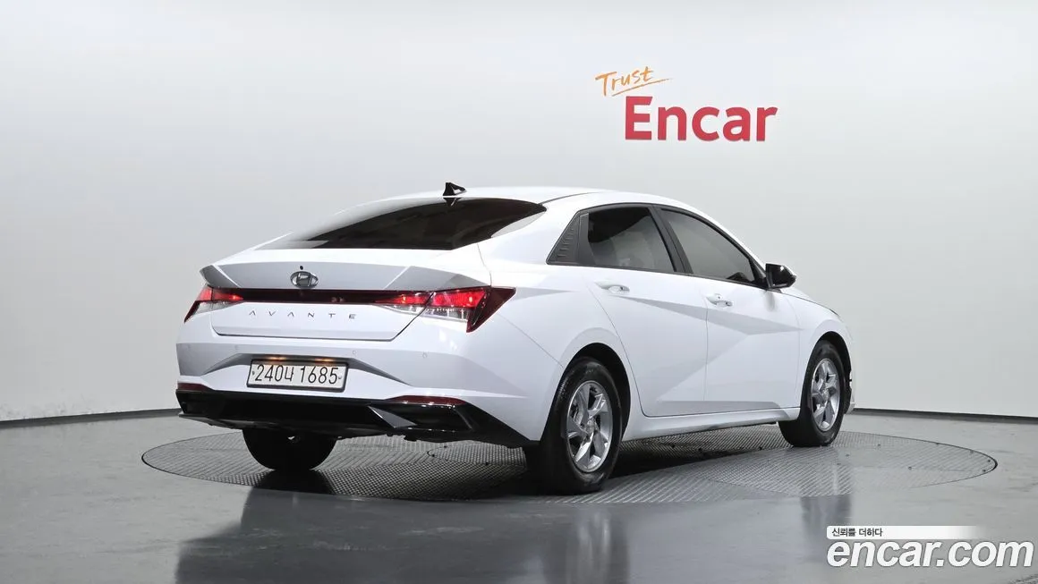 Hyundai AVANTE 2021 из KR, фото 2