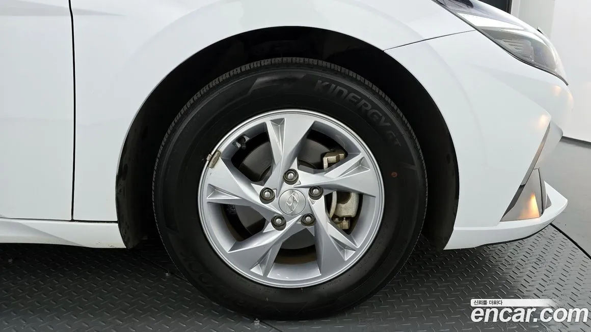 Hyundai AVANTE 2021 из KR, фото 5