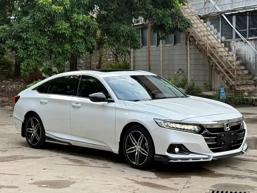 Honda Accord 2023 из CN, фото 3
