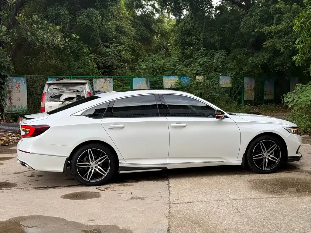 Honda Accord 2023 из CN, фото 4