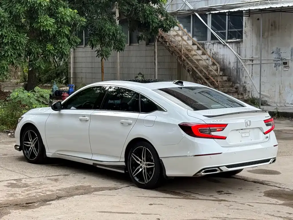 Honda Accord 2023 из CN, фото 5