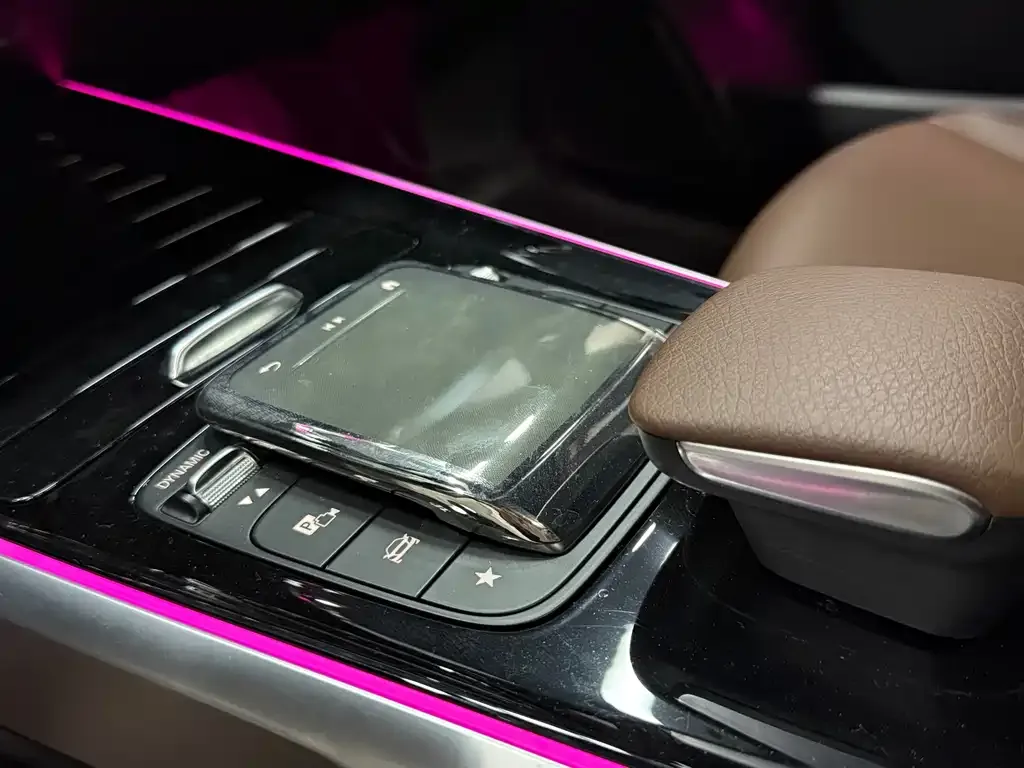 Mercedes-Benz GLB 2023 из CN, фото 8