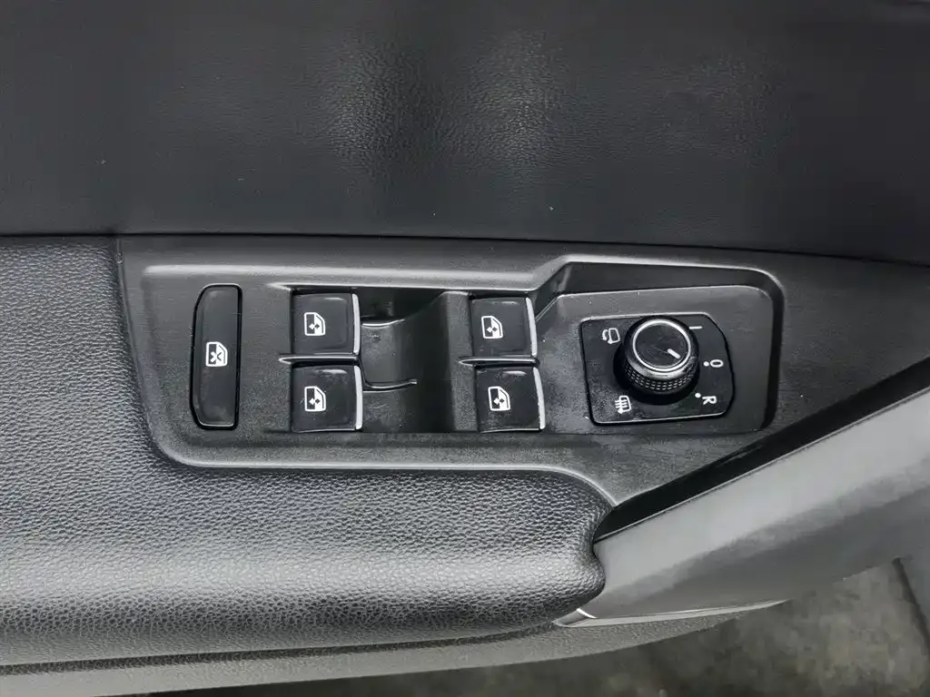 Volkswagen Tayron 2021 из CN, фото 9