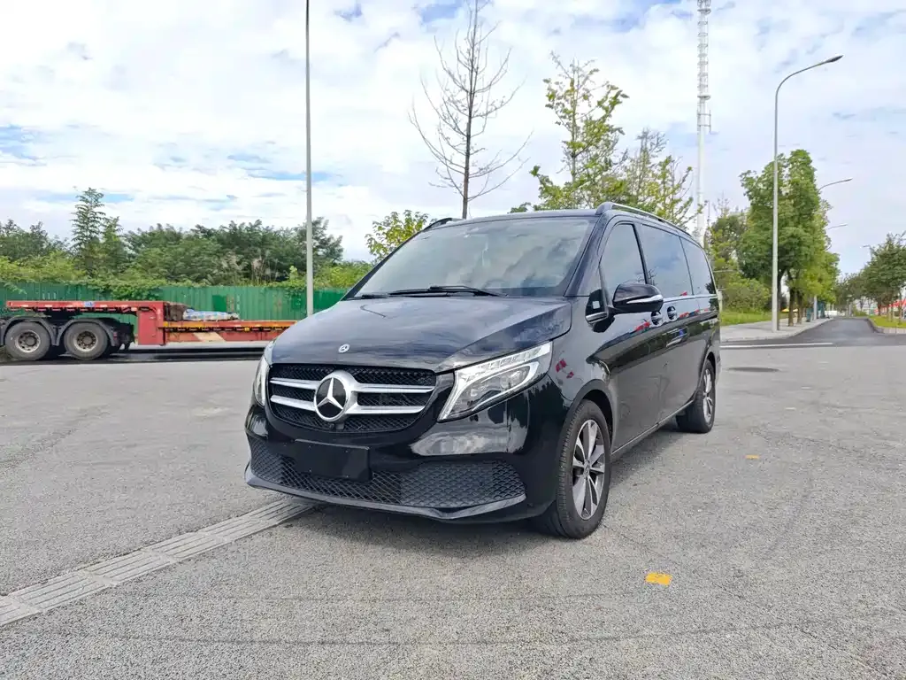 Mercedes-Benz V-Class 2021 из CN, фото 1