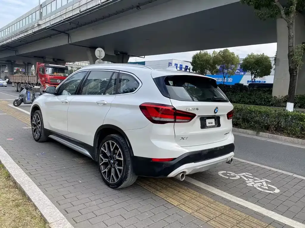 BMW X1 2021 из CN, фото 4