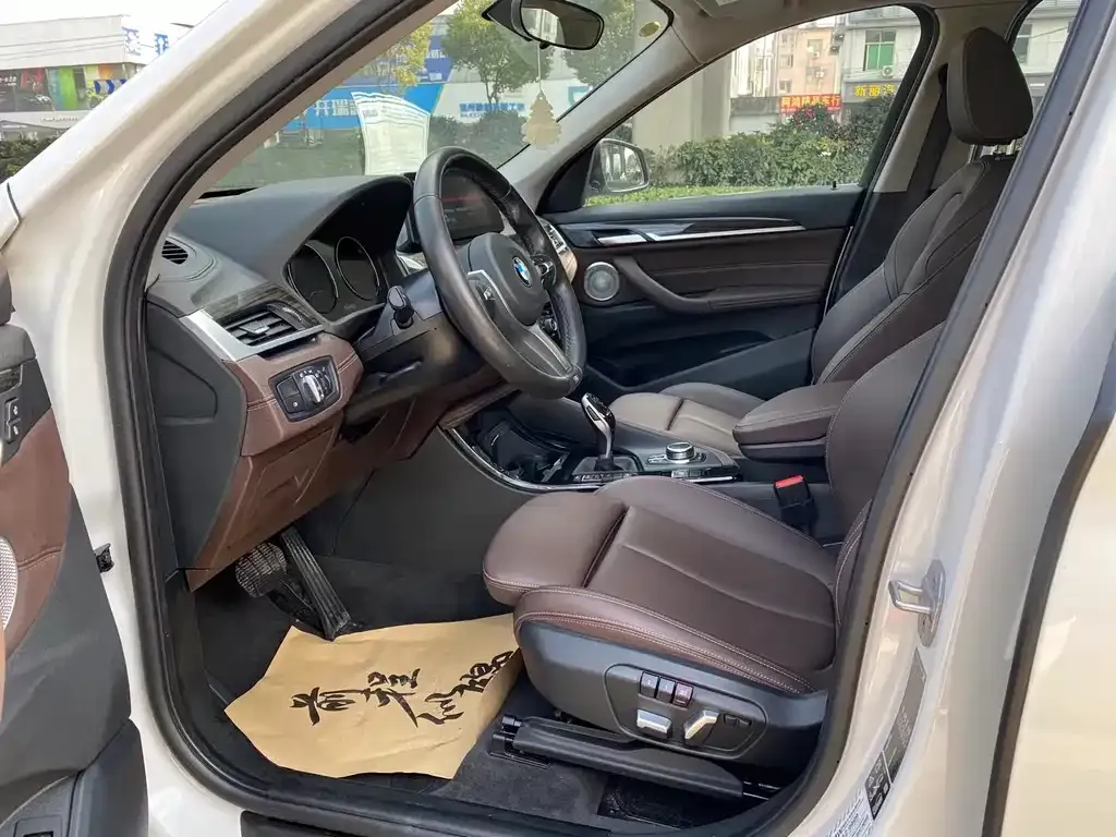 BMW X1 2021 из CN, фото 6