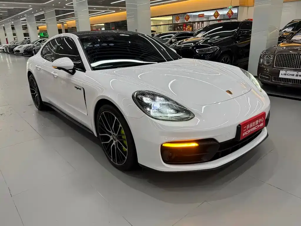 Porsche Panamera Hybrid — фото 3