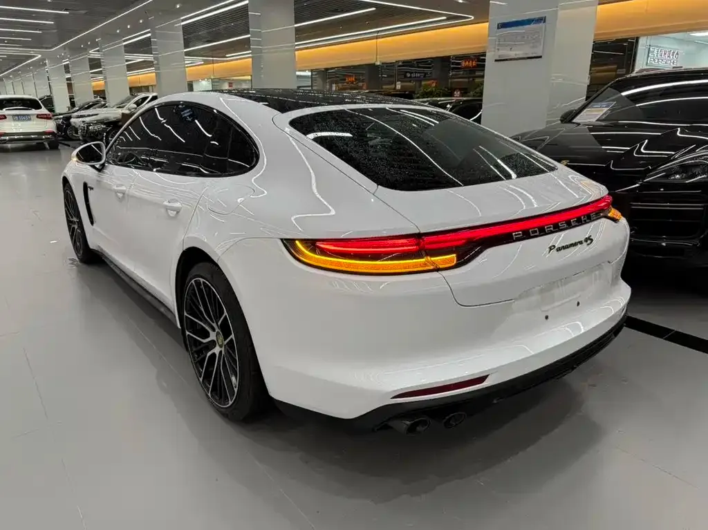 Porsche Panamera Hybrid — фото 4