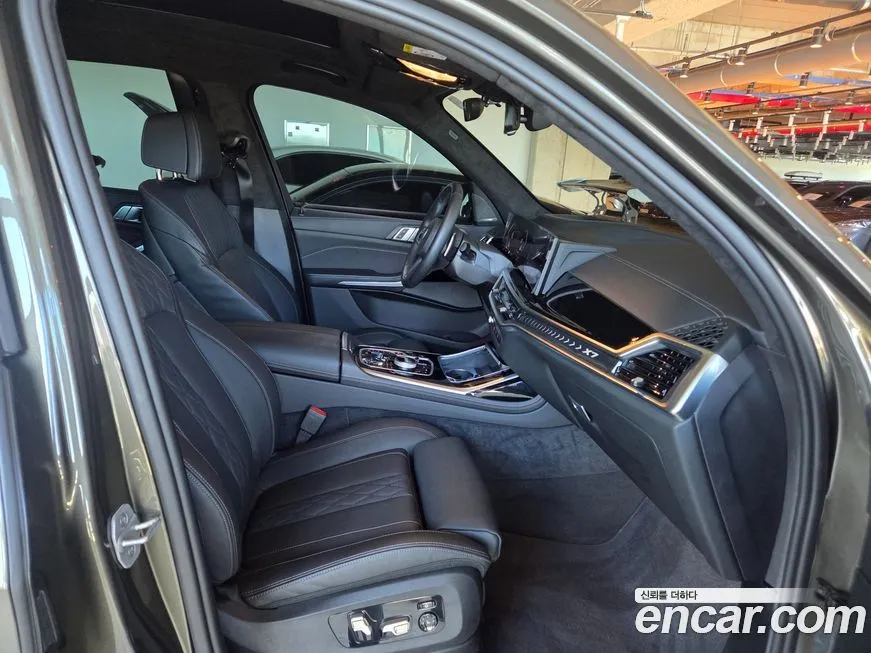 BMW X7 2024 из KR, фото 10
