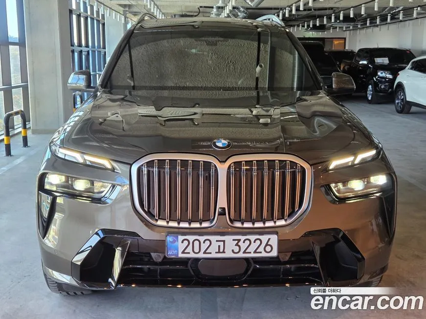 BMW X7 2024 из KR, фото 2