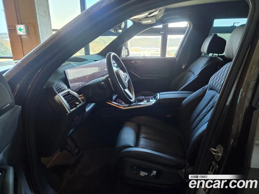 BMW X7 2024 из KR, фото 8