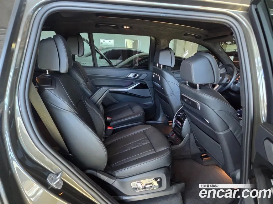BMW X7 2024 из KR, фото 9