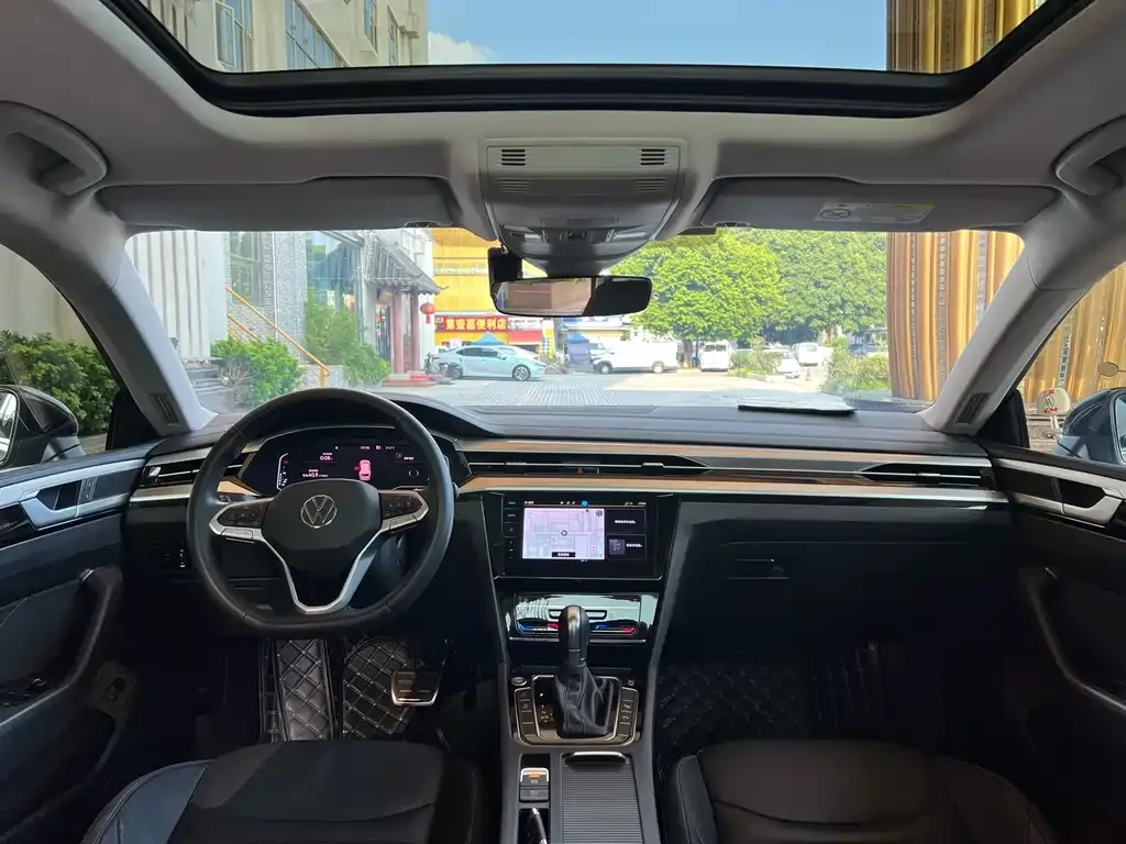 Volkswagen CC 2023 из CN, фото 10