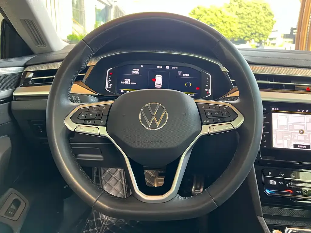 Volkswagen CC 2023 из CN, фото 8