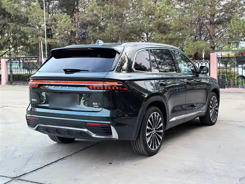 Geely Xingyue L — фото 8