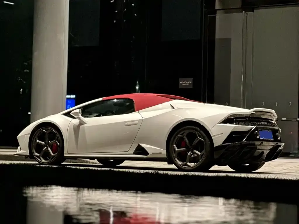 Lamborghini Huracan 2022 из CN, фото 2