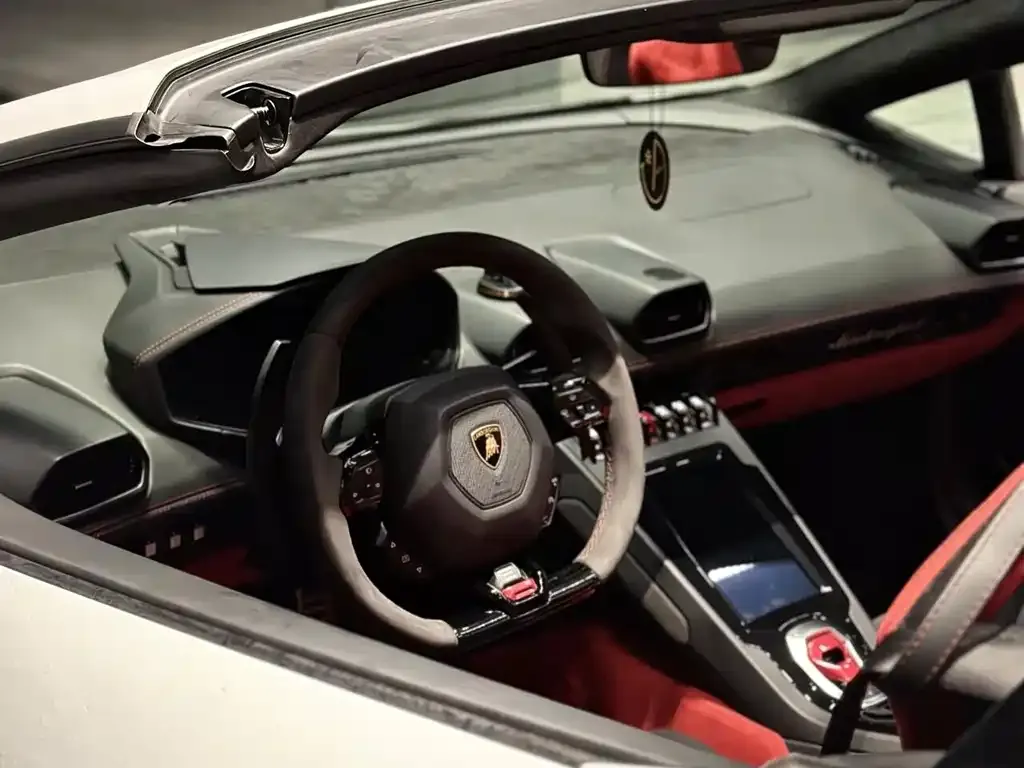 Lamborghini Huracan 2022 из CN, фото 3