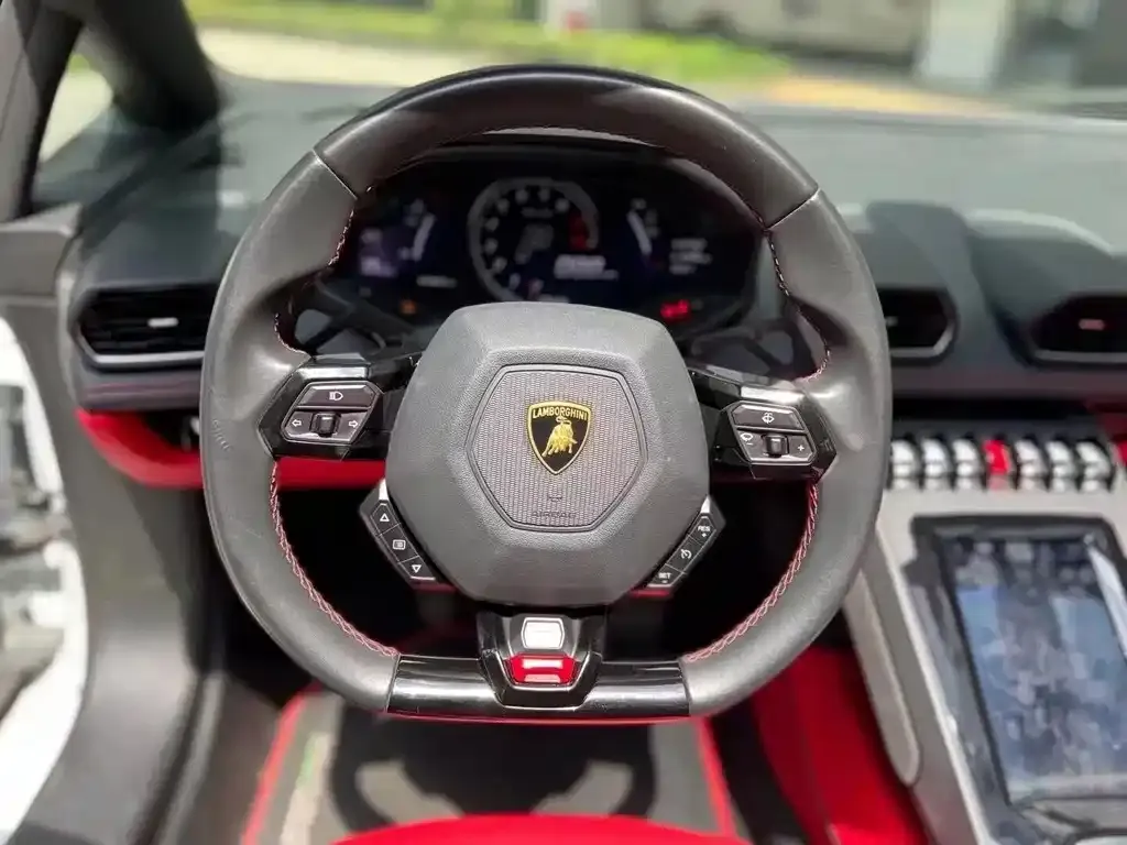Lamborghini Huracan 2022 из CN, фото 5