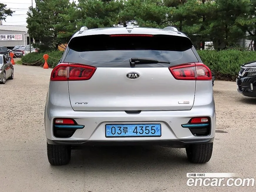 Kia Niro — фото 4