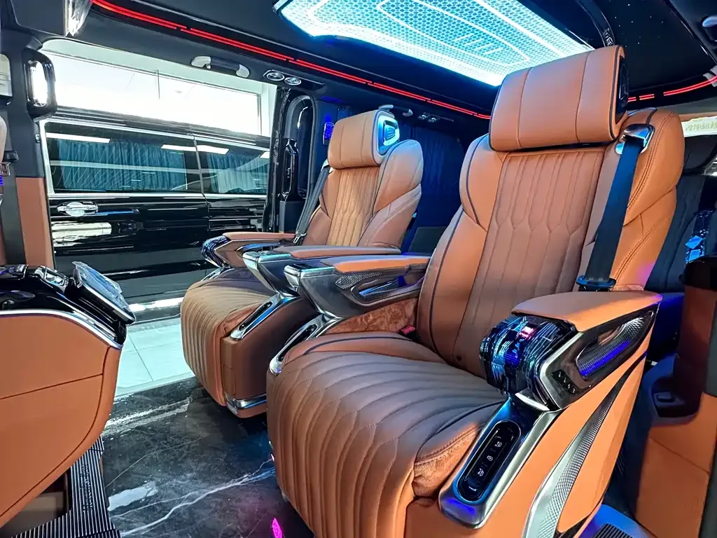 Mercedes-Benz Vito — фото 9