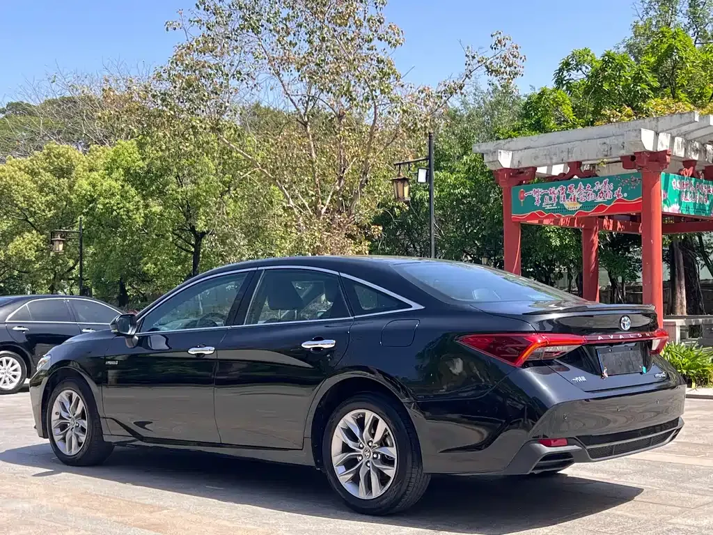 Toyota Avalon 2021 из CN, фото 8