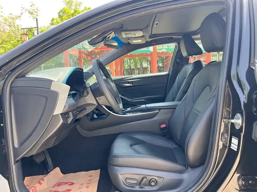 Toyota Avalon 2021 из CN, фото 9
