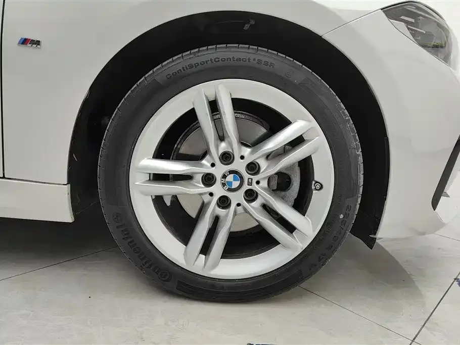 BMW 1 Series 2023 из CN, фото 6
