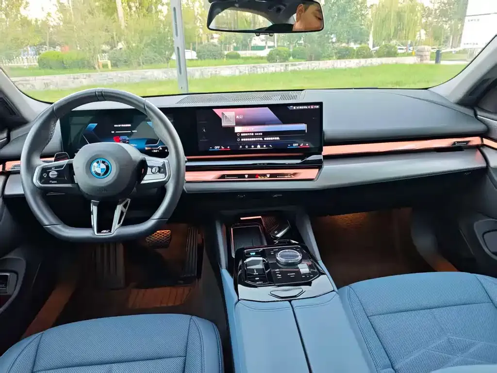 BMW i5 2025 из CN, фото 9