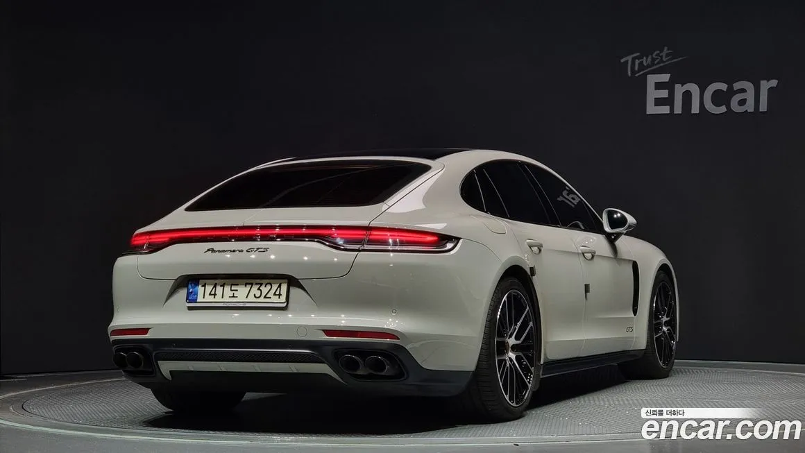 Porsche Panamera — фото 2