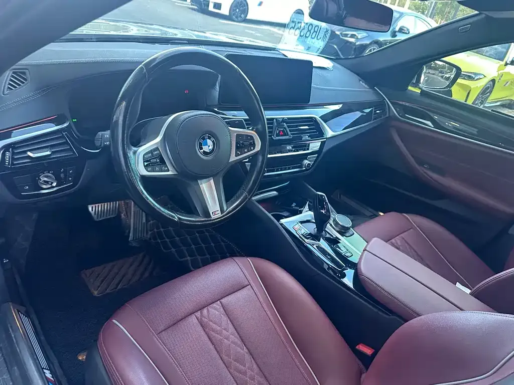 BMW 5 Series — фото 5