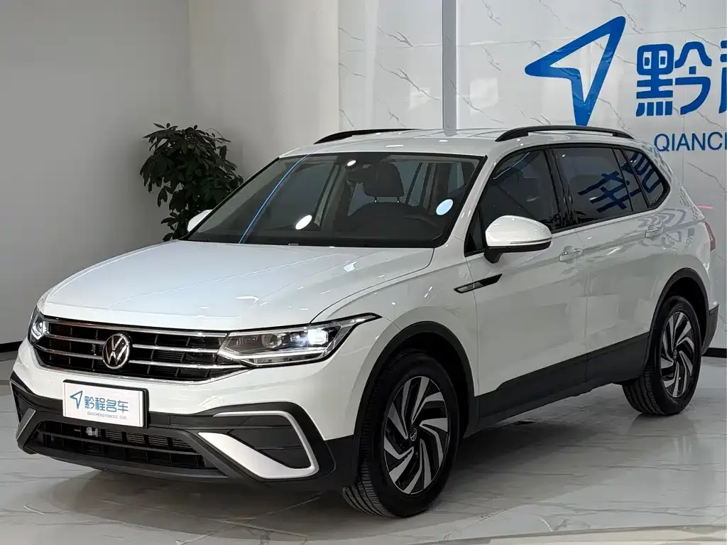 Volkswagen Tiguan L 2023 из CN, фото 1
