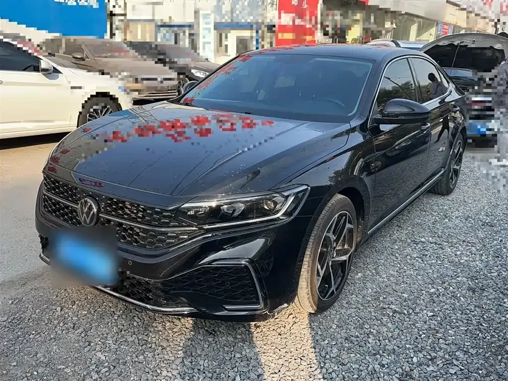 Volkswagen Passat 2023 из CN, фото 2