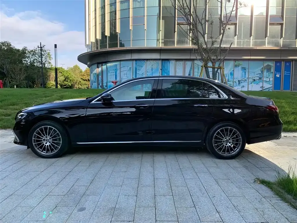 Mercedes-Benz E-Class 2024 из CN, фото 7