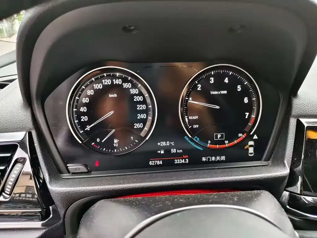 BMW 1 Series 2021 из CN, фото 6