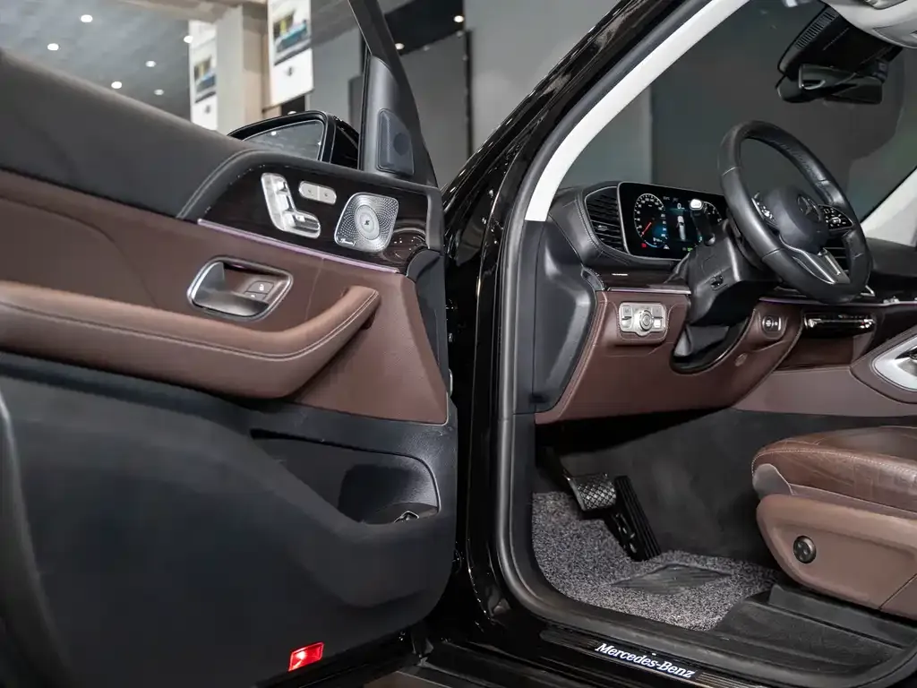 Mercedes-Benz GLS 2021 из CN, фото 9