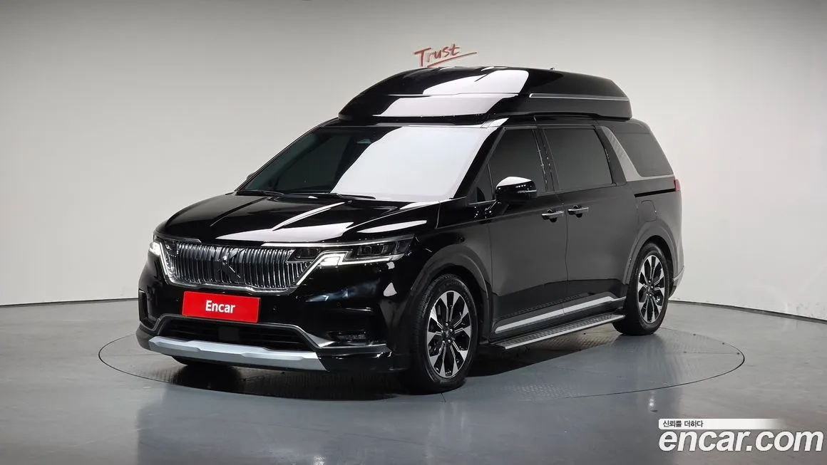 Kia Carnival — фото 1