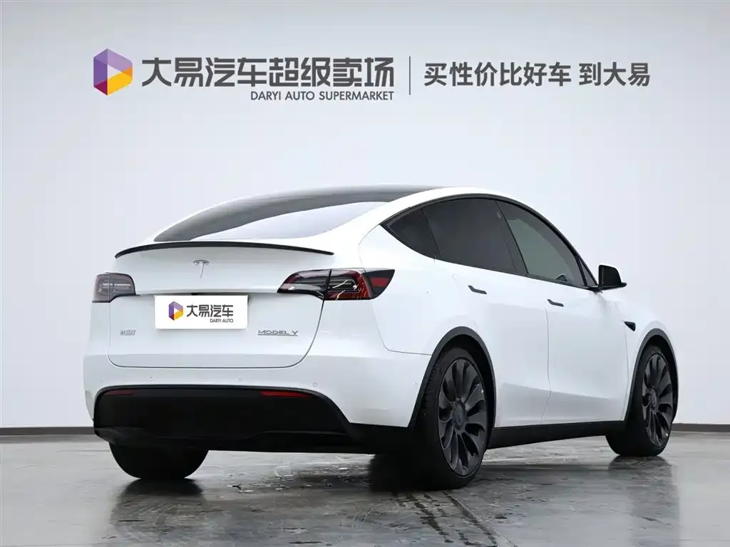 Tesla Model Y 2022 из CN, фото 3