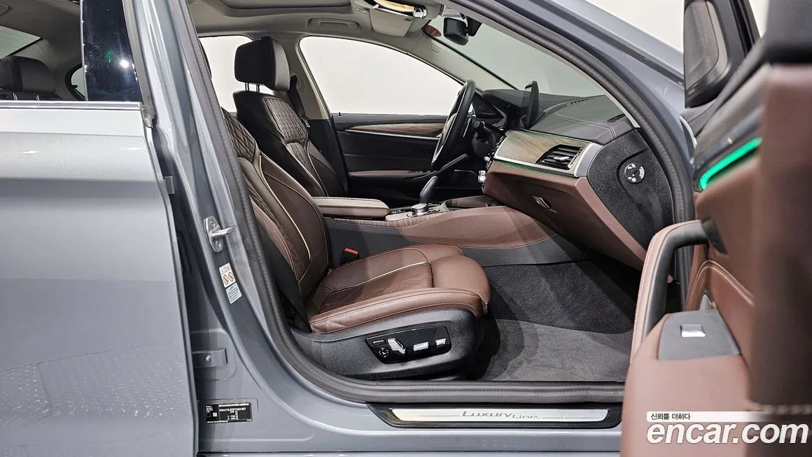 BMW 5-Series 2023 из KR, фото 10