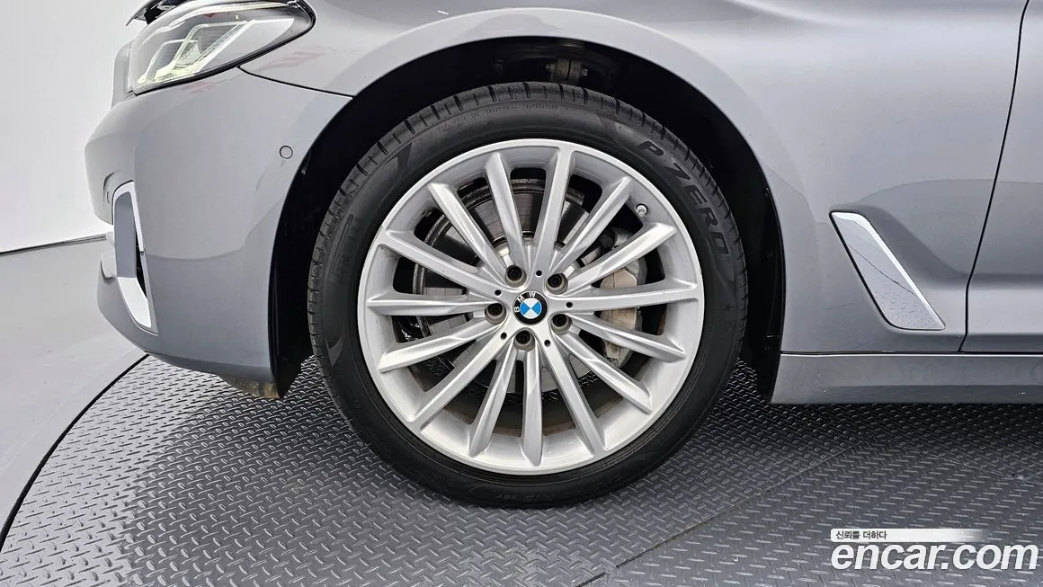 BMW 5-Series 2023 из KR, фото 5