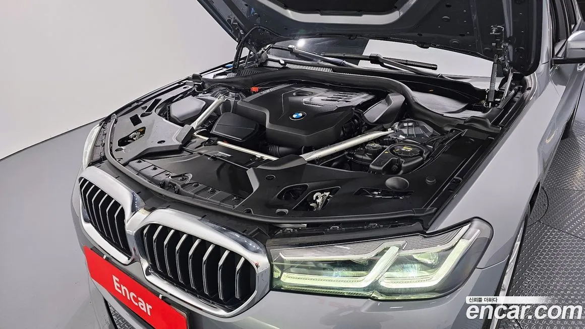 BMW 5-Series 2023 из KR, фото 6