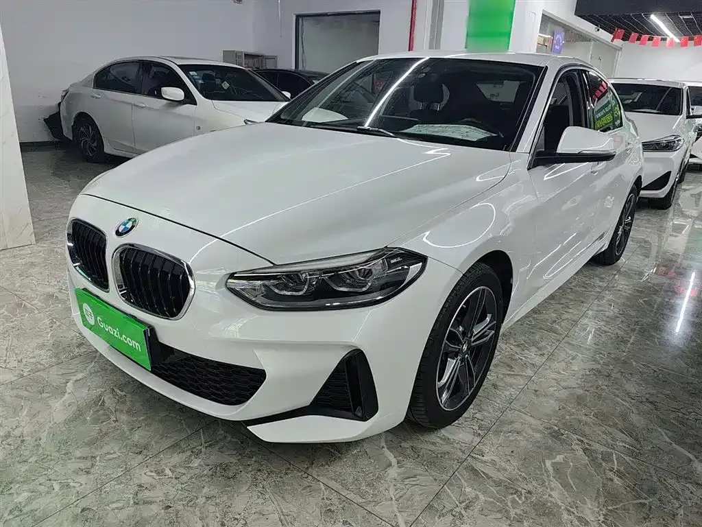 BMW 1 Series — фото 1