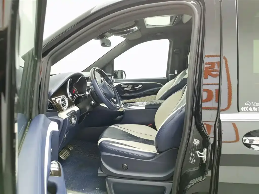 Mercedes-Benz V-Class 2021 из CN, фото 10