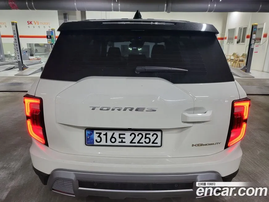 KG Mobility (Ssangyong) Torres — фото 4