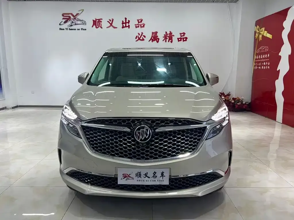 Buick GL8 2021 из CN, фото 2