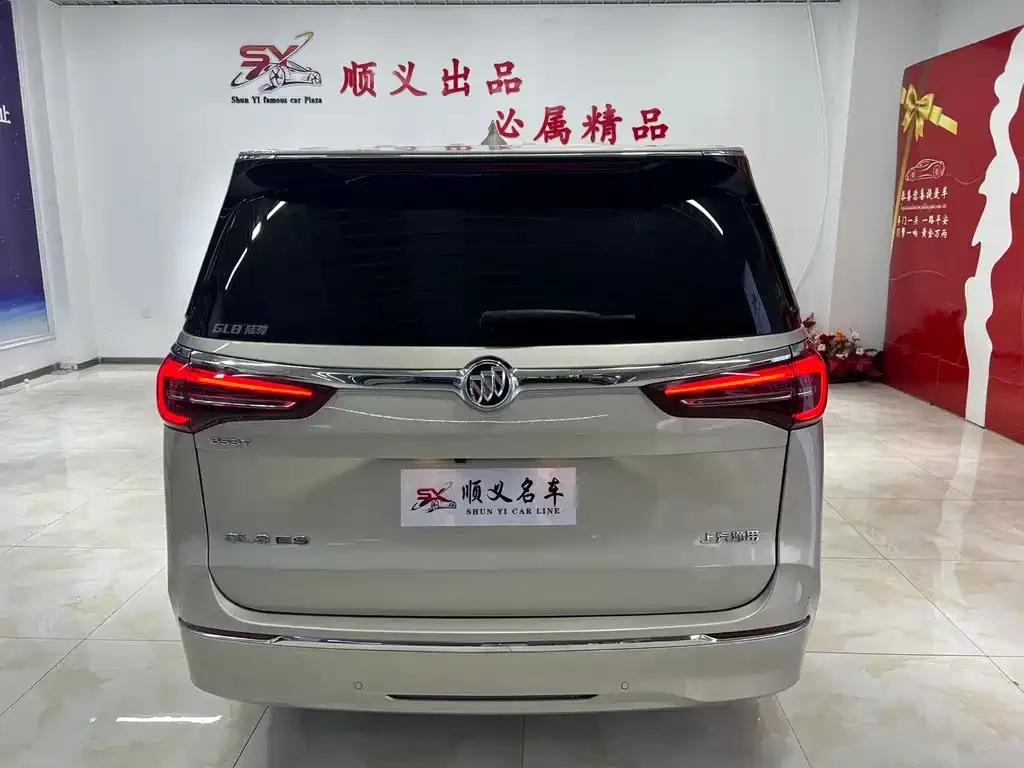 Buick GL8 2021 из CN, фото 4