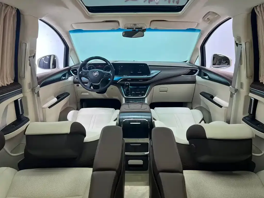 Buick GL8 2021 из CN, фото 6