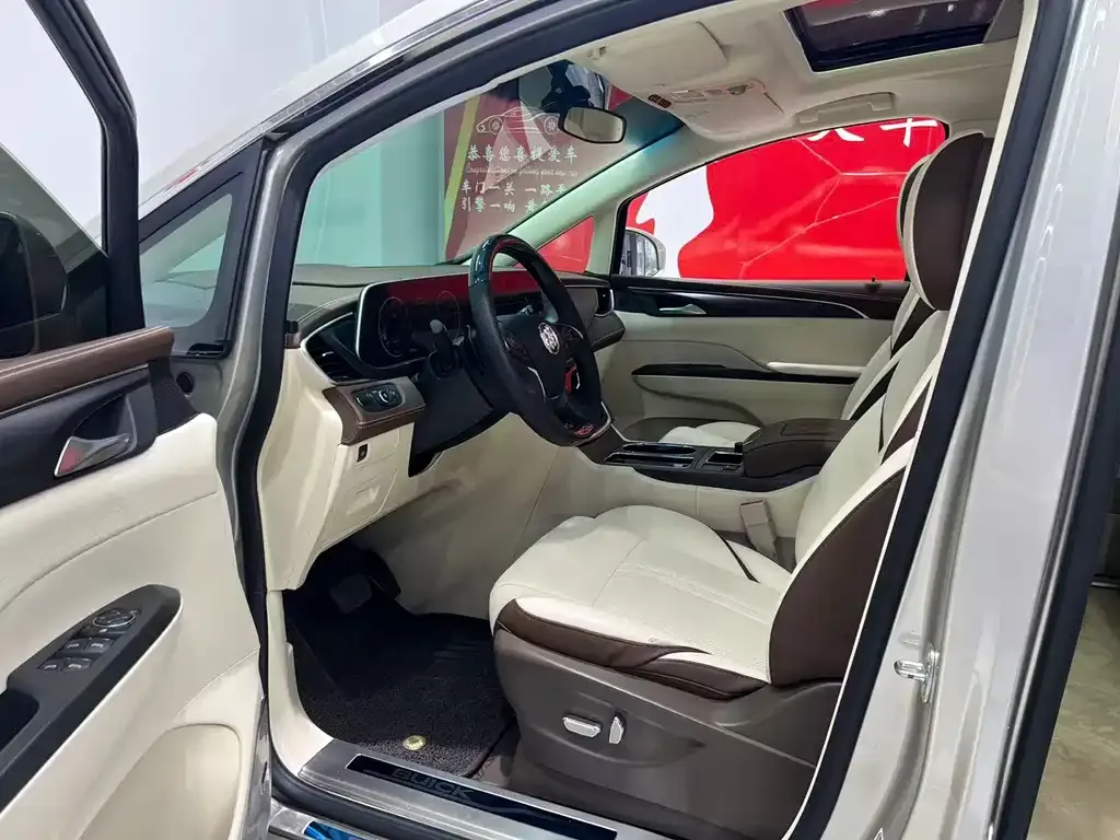 Buick GL8 2021 из CN, фото 7